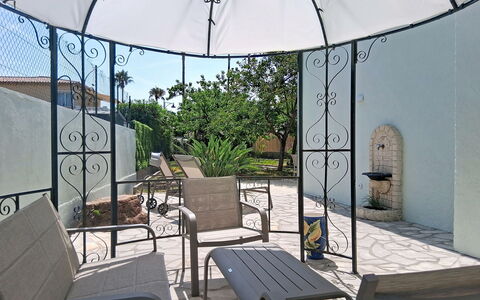 Villa L'Orangeraie: Apartment, Condominium, Balcony