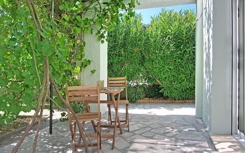 Villa L'Orangeraie: Apartment, Condominium, Balcony