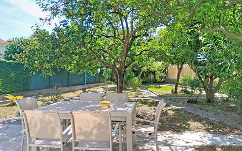 Villa L'Orangeraie: Apartment, Condominium, Balcony