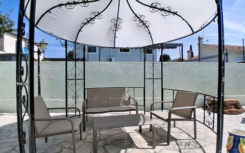 Villa L'Orangeraie: Apartment, Condominium, Balcony