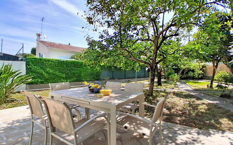 Villa L'Orangeraie: Apartment, Condominium, Balcony