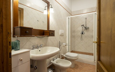 La Casina: Bathroom Sink, Flooring, Plumbing Fixture, Interior Design, Bathroom, Sink, Floor, Tap, Ceiling, Room