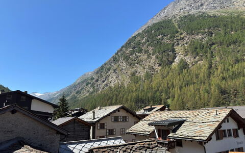 Haus Wasserfall: Mountainous Landforms, Mountain, Mountain Range, Hill, Highland, Hill Station, Valley, Village, Rural Area, Alps