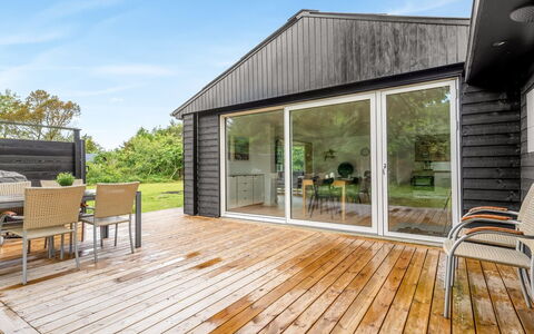 Jonnhild - 100M to the Fjord: Blue, Swimming Pool, Composite Material, Shade, Resort, Estate, Hacienda, Villa, Leisure Centre