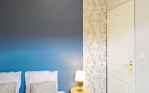 Maison en Pierre: Blue, Swimming Pool, Composite Material, Shade, Resort, Estate, Hacienda, Villa, Leisure Centre