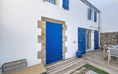 La Petite Maison du Golfe: Blue, Swimming Pool, Composite Material, Shade, Resort, Estate, Hacienda, Villa, Leisure Centre