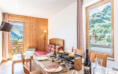 Accommodation:&nbsp;Les Fermes de Saint Sorlin 200.4