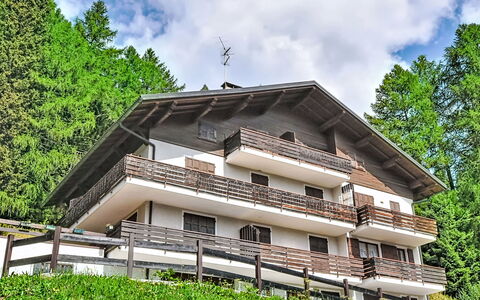 Nordic Nest: Blue, Swimming Pool, Composite Material, Shade, Resort, Estate, Hacienda, Villa, Leisure Centre