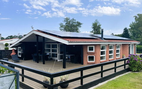 Annalina - 230M from the Sea: Roof, Home, Door, Cottage, Siding, Porch, Outdoor Structure, Design, Yard, Shade