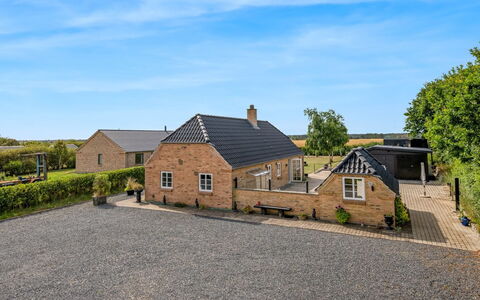 Meindor - 450M to the Fjord: Sky, House, Roof, Home, Cottage, Residential Area, Estate, Farmhouse, Driveway, Suburb
