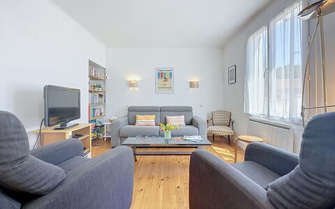 Claire Joie: Furniture, Interior Design, Couch, Flooring, Floor, Room, Living Room, Ceiling, Table, Apartment