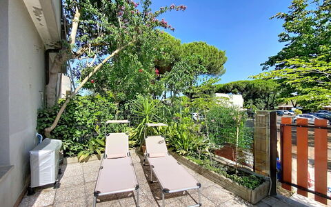Villaggio Podere San Luigi: Residential Area, Home, Apartment, Urban Design, Balcony, Shade, Daylighting, Plaster