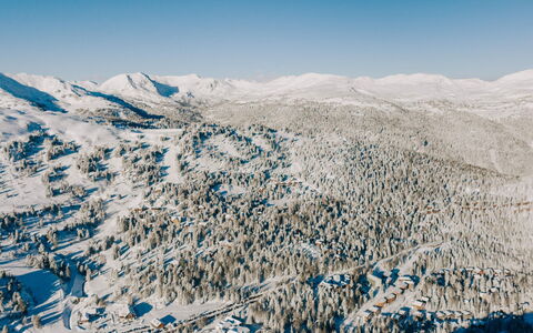 02 Nth030 Sup Chalet mit Sauna und Hot Tub 2 Etage: Mountainous Landforms, Mountain, Snow, Winter, Terrain, Landscape, Mountain Range, Highland, Hill, Freezing