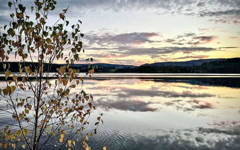 Máchova Roubenka: Blue, Water, Water Resources, Body Of Water, Nature, Natural Landscape, Horizon, Cloud, Reflection, Dusk