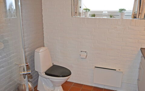 Scarlet - 500M from the Sea: Wall, Flooring, Plumbing Fixture, Floor, Toilet Seat, Interior Design, Toilet, Bathroom, Tile, Plumbing