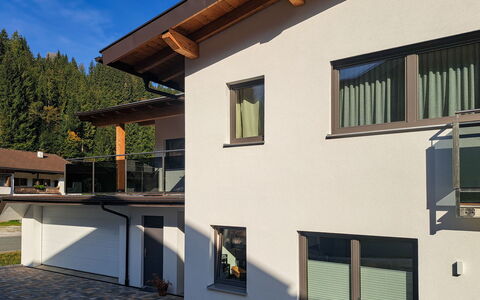 Auffach 602: Facade, Home, Residential Area, House, Door, Balcony, Siding, Sash Window, Paint