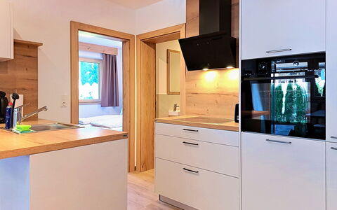 Auffach 602: Kitchen Appliance, Flooring, Kitchen, Interior Design, Countertop, Furniture, Cabinetry, Wood, Major Appliance, Floor