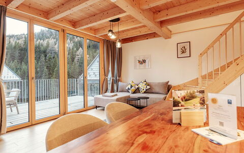Niederwölz 603: Flooring, Wood, Interior Design, Furniture, Floor, Wood Flooring, Ceiling, Hardwood, Room, Wood Stain