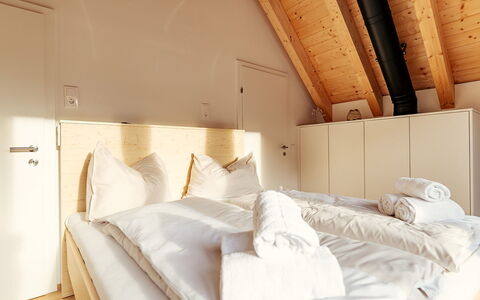 Niederwölz 606: Bedroom, Wood, Bed, Interior Design, Furniture, Bedding, Floor, Bed Sheet, Flooring, Home