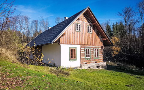 U Kazíků: Building, Window, House, Home, Cottage, Roof, Rural Area, Human Settlement, Farmhouse, Siding