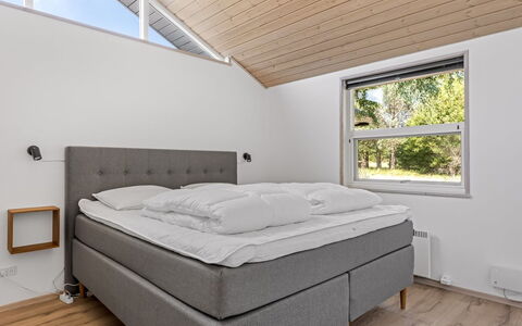 Wreth - 1.5Km from the Sea: Bedroom, Bed, Bedding, Bed Frame, Bed Sheet, Ceiling, Linens, Pillow, Mattress, Hardwood