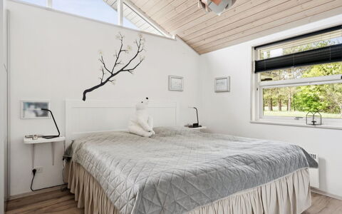 Wreth - 1.5Km from the Sea: Interior Design, Bedroom, Ceiling, Bed, Furniture, Bedding, Lighting, Bed Sheet, Home, Floor