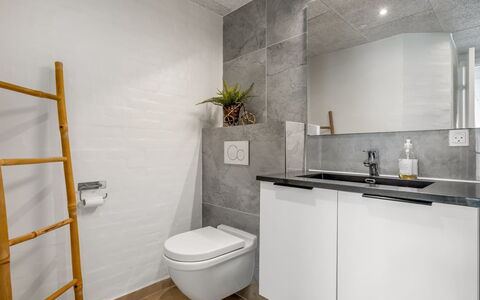 Algut - 200M from the Sea: Wall, Plumbing Fixture, Flooring, Interior Design, Floor, Sink, Toilet, Bathroom, Bathroom Cabinet, Tap