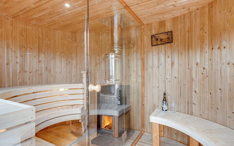 Ingebore - 500M from the Sea: Wood, Sauna, Hardwood, Ceiling, Wood Stain, Natural Material, Plank, Light Fixture, Wood Flooring, Lumber