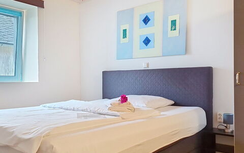 Klaffer am Hochficht 1: Bed, Furniture, Bedding, Bedroom, Interior Design, Bed Sheet, Floor, Wall, Room, Flooring