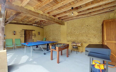 La Ferme de Bordenave: Blue, Balcony, Handrail, Apartment, Fence, Sea, Resort, Condominium, Swimming Pool, Hotel