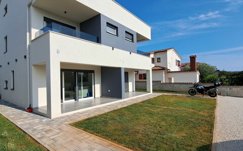 Duplex: Blue, Balcony, Handrail, Apartment, Fence, Sea, Resort, Condominium, Swimming Pool, Hotel