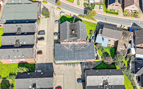 Burhave 201: Urban Area, Residential Area, Building, Aerial Photography, Bird'S-Eye View, Roof, City, House, Neighbourhood, Suburb