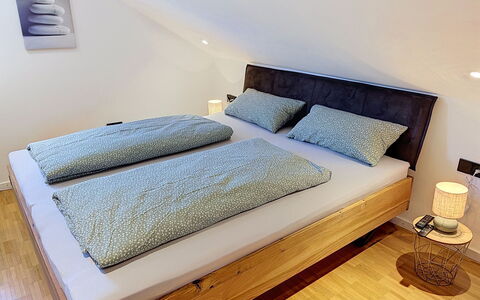 Annette: Bed, Bedroom, Interior Design, Flooring, Bed Frame, Bedding, Room, Linens, Throw Pillow, Pillow