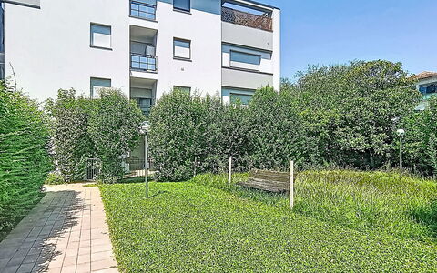 Monica: Green, Shrub, Residential Area, Urban Design, Garden, Groundcover, Apartment, Lawn, Hedge, Condominium