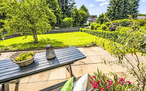 Herzwerk Schwalenberg: Green, Shrub, Garden, Furniture, Outdoor Furniture, Land Lot, Groundcover, Spring, Lawn