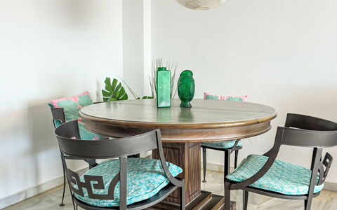 Los Arcos: Furniture, Wood, Interior Design, Table, Flooring, Chair, Floor, Kitchen & Dining Room Table, Dining Room, Wood Stain