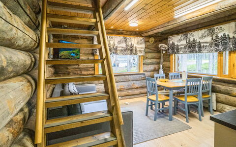 Nelostupa B: Wood, Ceiling, Flooring, Interior Design, Home, Floor, Log Cabin, Cottage, Plank, Wood Stain