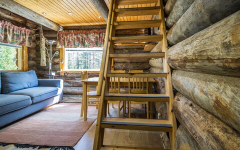Nelostupa C: Wood, Ceiling, Hardwood, Wood Stain, Log Cabin, Plank, Cottage, Lumber, Natural Material, Beam