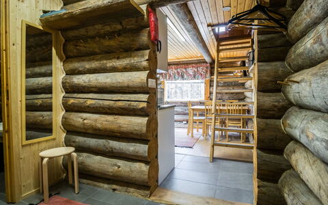 Nelostupa C: Wood, Ceiling, Flooring, Floor, Interior Design, Furniture, Room, Log Cabin, Hardwood, Wood Stain