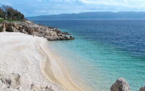 Villa H2: Coast, Rock, Coastal And Oceanic Landforms, Shore, Sea, Terrain, Beach, Ocean, Promontory, Headland