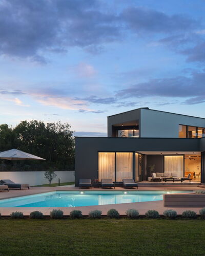 Villa H2: Shade, Estate, Villa, Swimming Pool, Courtyard, Eco Hotel, Mansion