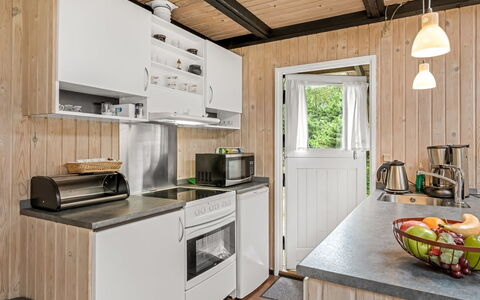 Hardina - 1Km from the Sea: Kitchen, Wood, Kitchen Appliance, Countertop, Major Appliance, Interior Design, Flooring, Cabinetry, Ceiling, Furniture