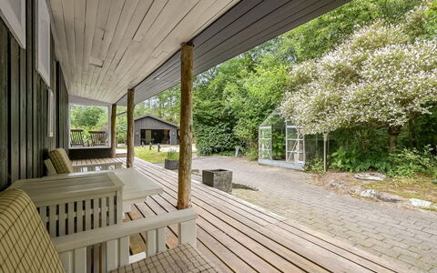 Matthea - 2.9Km from the Sea: Wood, Roof, Home, House, Architecture, Siding, Land Lot, Cottage, Shed, Garden Buildings