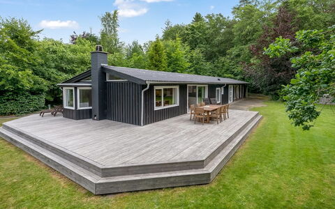 Matthea - 2.9Km from the Sea: Wood, Roof, Home, House, Architecture, Siding, Land Lot, Cottage, Shed, Garden Buildings