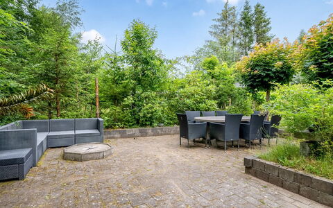 Matthea - 2.9Km from the Sea: Wood, Roof, Home, House, Architecture, Siding, Land Lot, Cottage, Shed, Garden Buildings