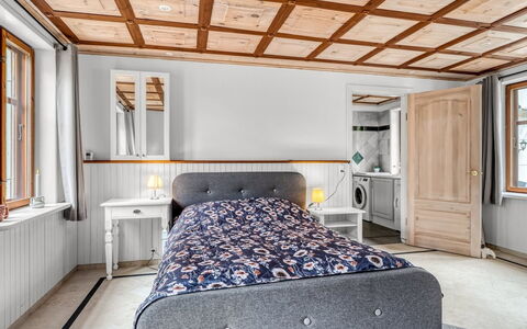 Ajna - 20.9Km from the Sea: Bed, Bedroom, Interior Design, Wood, Furniture, Flooring, Bedding, Ceiling, Bed Sheet, Floor