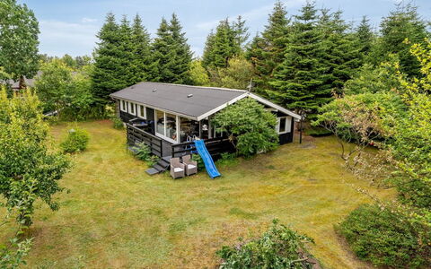 Tarvo - 500M to the Fjord: House, Home, Cottage, Garden, Lawn, Estate, Farmhouse, Yard, Garden Buildings