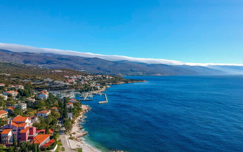 Novi Vinodolski 310: Body Of Water, Coast, Coastal And Oceanic Landforms, Sea, Ocean, Shore, Headland, Tourist Attraction, Beach, Promontory