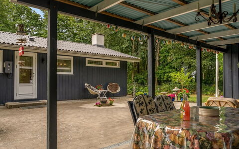 Løgstør 648: Wood, Home, Porch, Door, Shade, Cottage, Backyard, Yard, Outdoor Structure, Garden Buildings