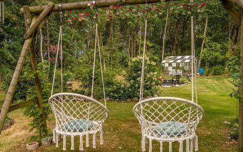 Løgstør 648: Swing, Garden, Lawn, Backyard, Groundcover, Yard, Natural Material, Outdoor Furniture, Wicker, Landscaping